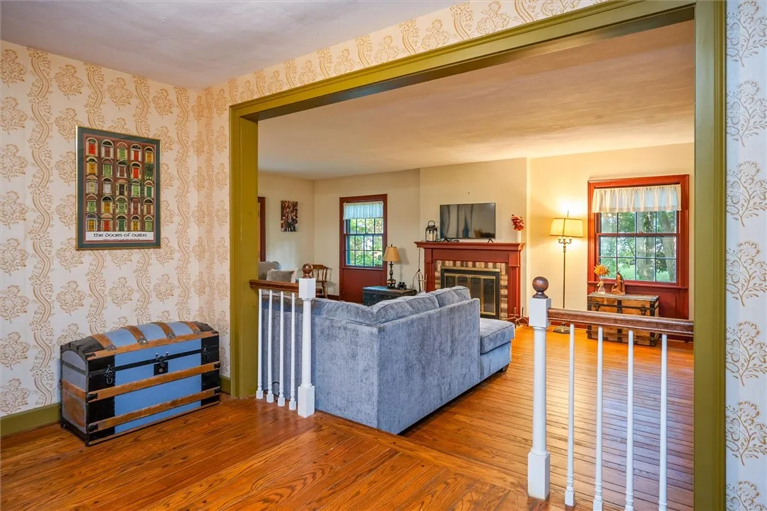 1132 Woodbridge Lane, Webster, New York 14580, Webster, New York 14580, 3 Bedrooms Bedrooms, 12 Rooms Rooms,2 BathroomsBathrooms,Residential,For Sale,1132 Woodbridge Lane, Webster, New York 14580,R1621381