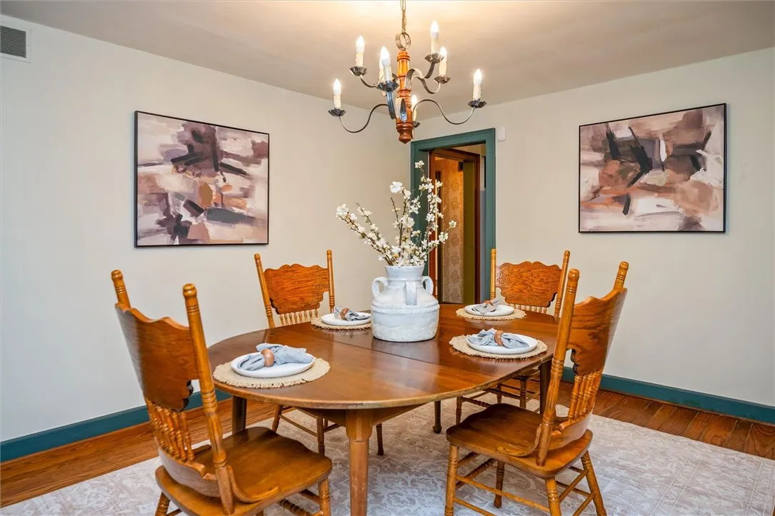 1132 Woodbridge Lane, Webster, New York 14580, Webster, New York 14580, 3 Bedrooms Bedrooms, 12 Rooms Rooms,2 BathroomsBathrooms,Residential,For Sale,1132 Woodbridge Lane, Webster, New York 14580,R1621381