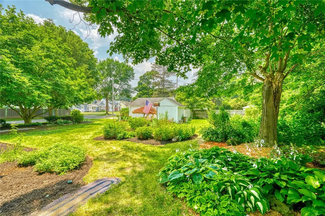 2145 Dewey Avenue, Rochester, New York 14615, Rochester, New York 14615, 3 Bedrooms Bedrooms, 7 Rooms Rooms,1 BathroomBathrooms,Residential,For Sale,2145 Dewey Avenue, Rochester, New York 14615,R1623184