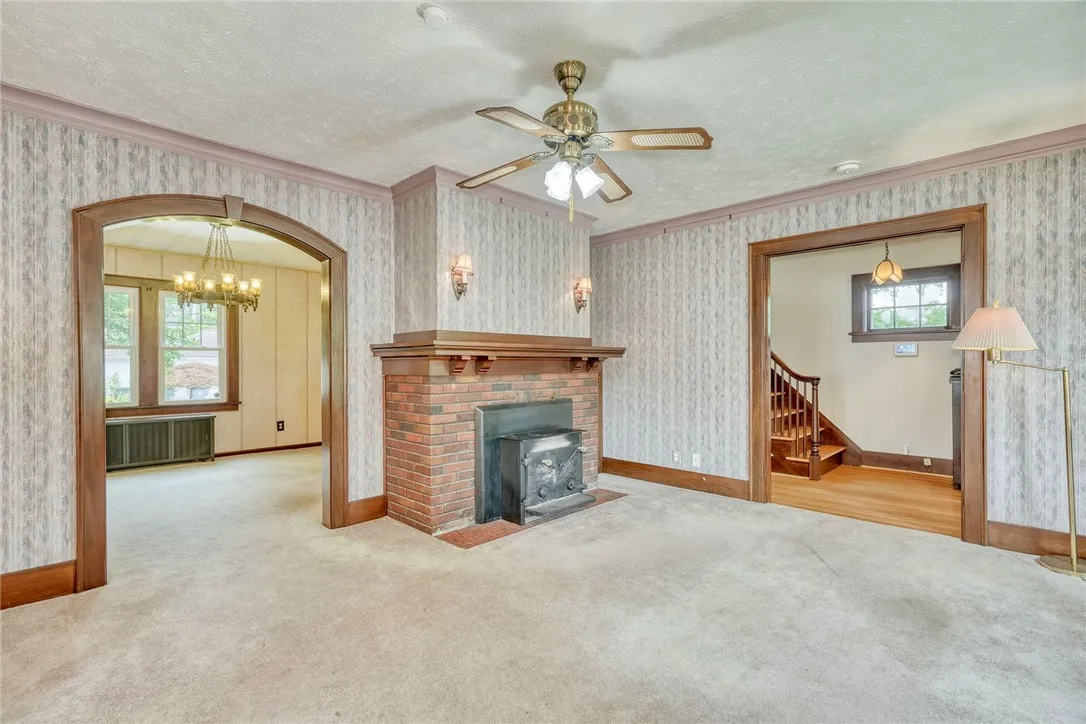 2145 Dewey Avenue, Rochester, New York 14615, Rochester, New York 14615, 3 Bedrooms Bedrooms, 7 Rooms Rooms,1 BathroomBathrooms,Residential,For Sale,2145 Dewey Avenue, Rochester, New York 14615,R1623184