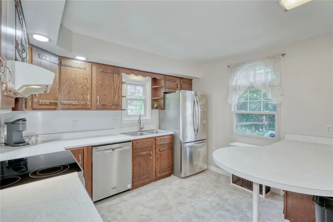 2145 Dewey Avenue, Rochester, New York 14615, Rochester, New York 14615, 3 Bedrooms Bedrooms, 7 Rooms Rooms,1 BathroomBathrooms,Residential,For Sale,2145 Dewey Avenue, Rochester, New York 14615,R1623184