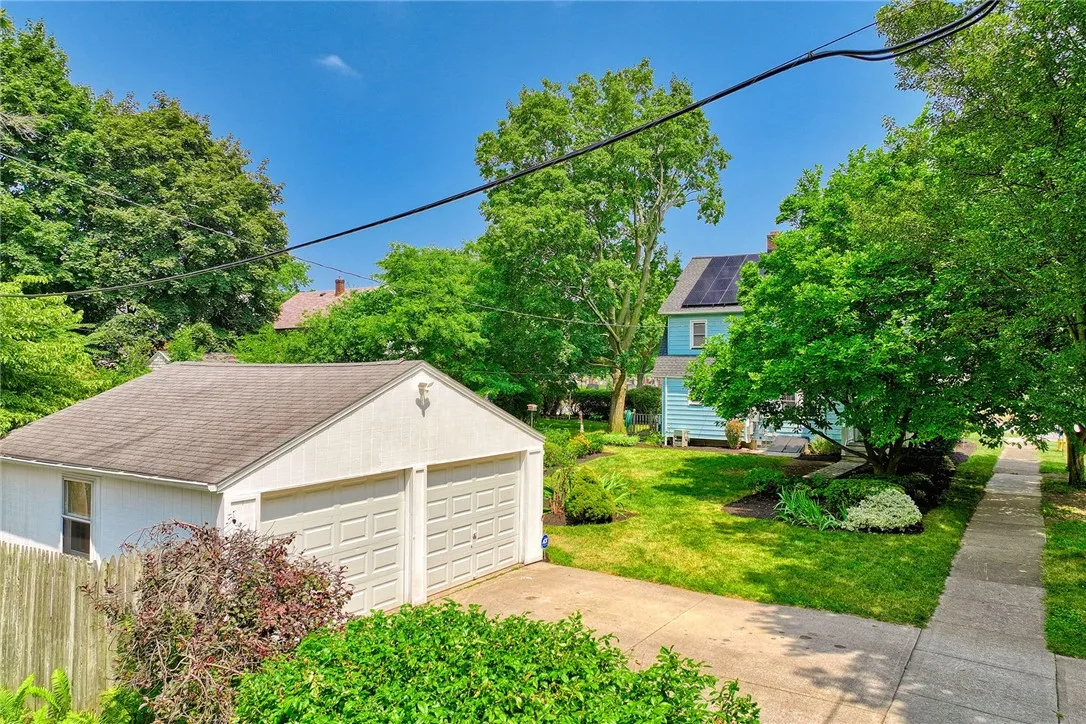 2145 Dewey Avenue, Rochester, New York 14615, Rochester, New York 14615, 3 Bedrooms Bedrooms, 7 Rooms Rooms,1 BathroomBathrooms,Residential,For Sale,2145 Dewey Avenue, Rochester, New York 14615,R1623184