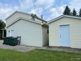 169 Warner Road 167, Lancaster, New York 14043, Lancaster, New York 14043, 6 Bedrooms Bedrooms, ,2 BathroomsBathrooms,Residential,For Sale,169 Warner Road 167, Lancaster, New York 14043,B1623317