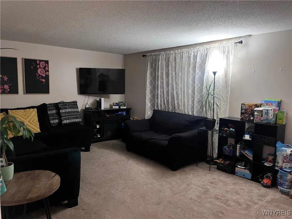 169 Warner Road 167, Lancaster, New York 14043, Lancaster, New York 14043, 6 Bedrooms Bedrooms, ,2 BathroomsBathrooms,Residential,For Sale,169 Warner Road 167, Lancaster, New York 14043,B1623317