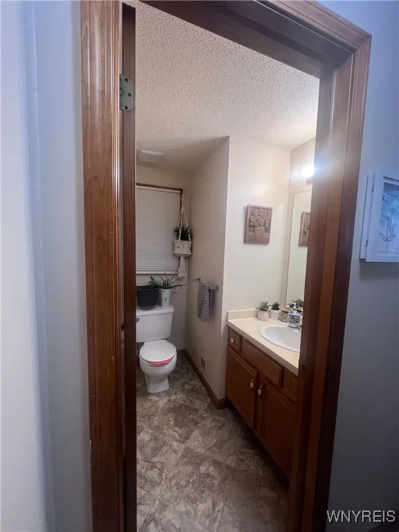 169 Warner Road 167, Lancaster, New York 14043, Lancaster, New York 14043, 6 Bedrooms Bedrooms, ,2 BathroomsBathrooms,Residential,For Sale,169 Warner Road 167, Lancaster, New York 14043,B1623317