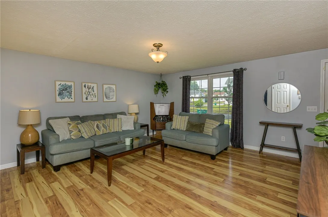 9 Burwell Road, Irondequoit, New York 14617, Irondequoit, New York 14617, 3 Bedrooms Bedrooms, 5 Rooms Rooms,1 BathroomBathrooms,Residential,For Sale,9 Burwell Road, Irondequoit, New York 14617,R1621809