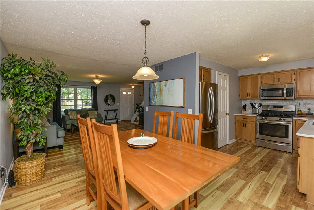 9 Burwell Road, Irondequoit, New York 14617, Irondequoit, New York 14617, 3 Bedrooms Bedrooms, 5 Rooms Rooms,1 BathroomBathrooms,Residential,For Sale,9 Burwell Road, Irondequoit, New York 14617,R1621809