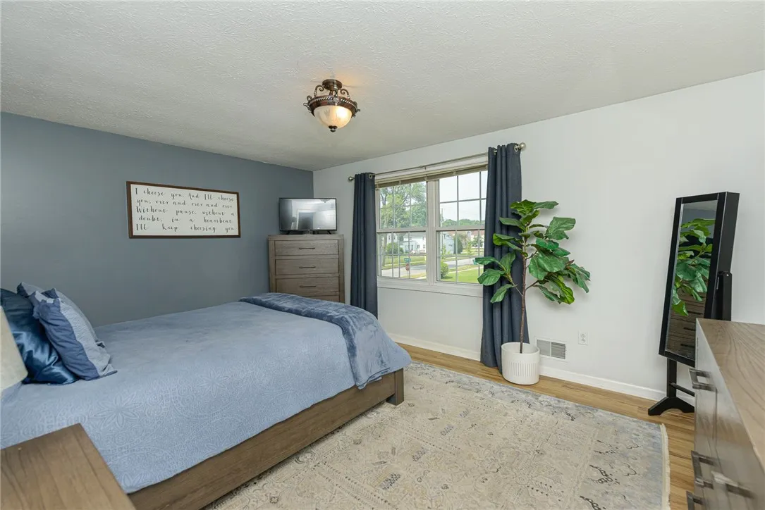 9 Burwell Road, Irondequoit, New York 14617, Irondequoit, New York 14617, 3 Bedrooms Bedrooms, 5 Rooms Rooms,1 BathroomBathrooms,Residential,For Sale,9 Burwell Road, Irondequoit, New York 14617,R1621809