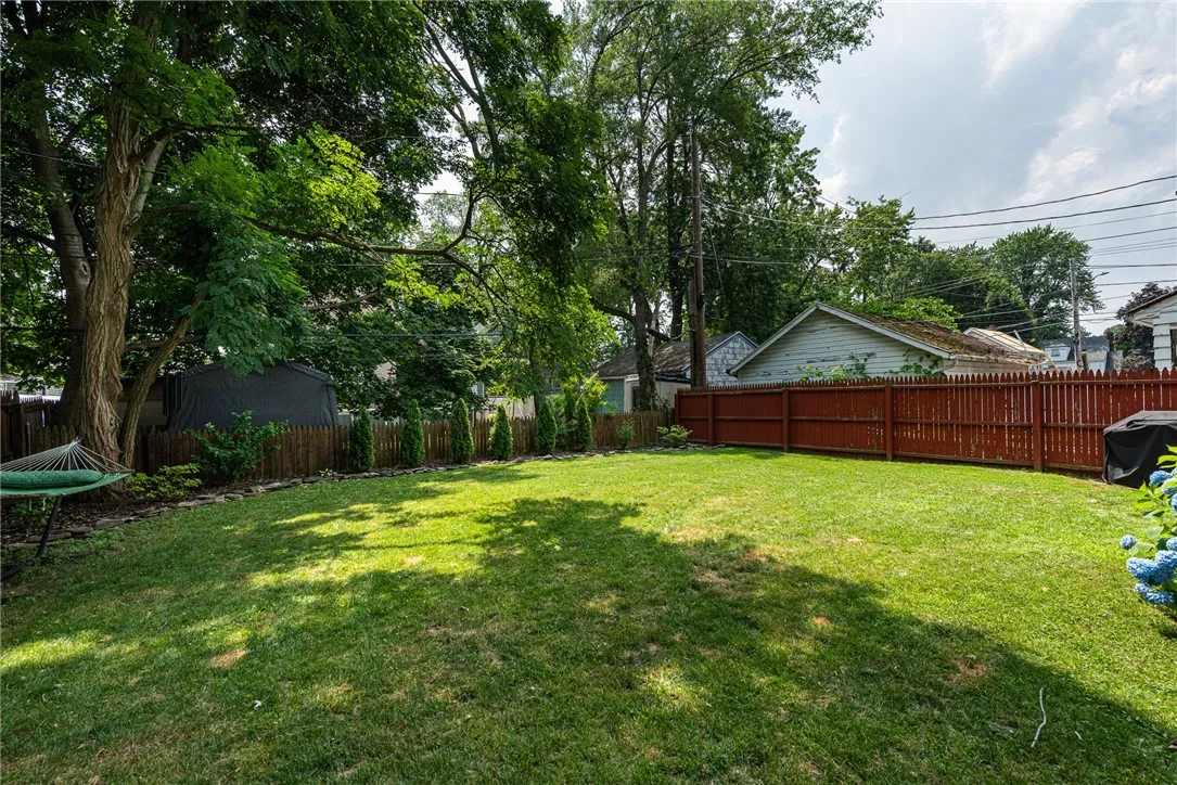9 Burwell Road, Irondequoit, New York 14617, Irondequoit, New York 14617, 3 Bedrooms Bedrooms, 5 Rooms Rooms,1 BathroomBathrooms,Residential,For Sale,9 Burwell Road, Irondequoit, New York 14617,R1621809