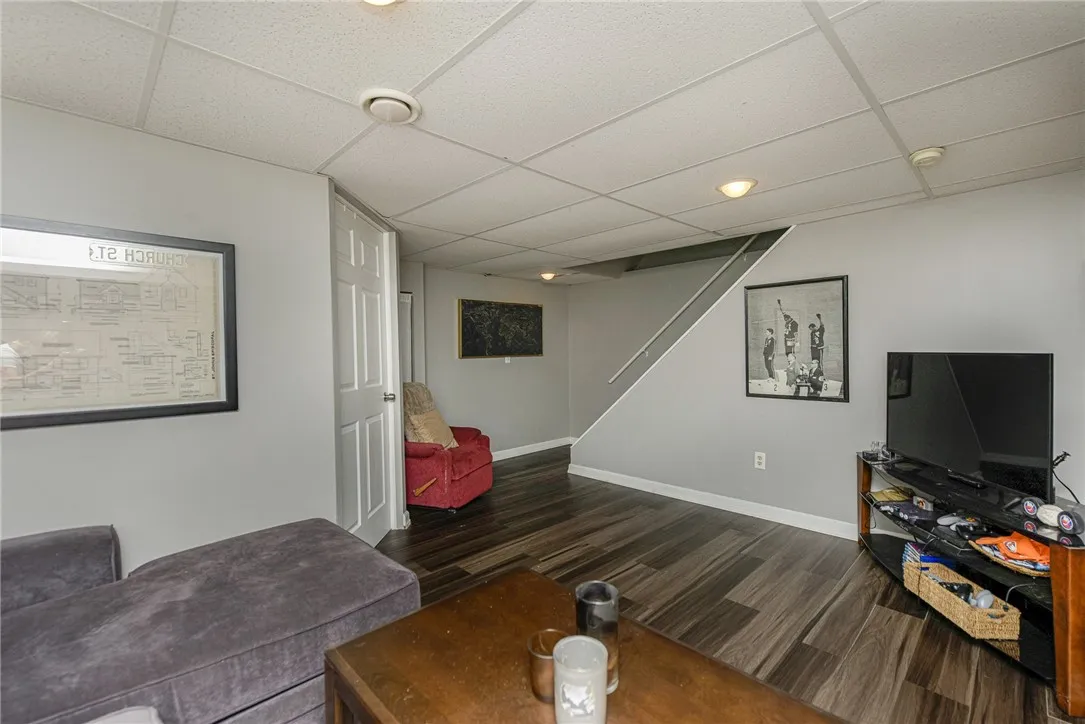 9 Burwell Road, Irondequoit, New York 14617, Irondequoit, New York 14617, 3 Bedrooms Bedrooms, 5 Rooms Rooms,1 BathroomBathrooms,Residential,For Sale,9 Burwell Road, Irondequoit, New York 14617,R1621809