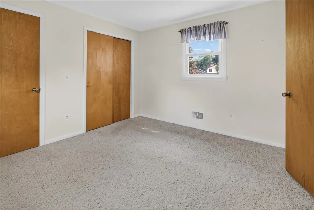 50 Greenvale Drive, Brighton, New York 14618, Brighton, New York 14618, 4 Bedrooms Bedrooms, 7 Rooms Rooms,1 BathroomBathrooms,Residential,For Sale,50 Greenvale Drive, Brighton, New York 14618,R1619467