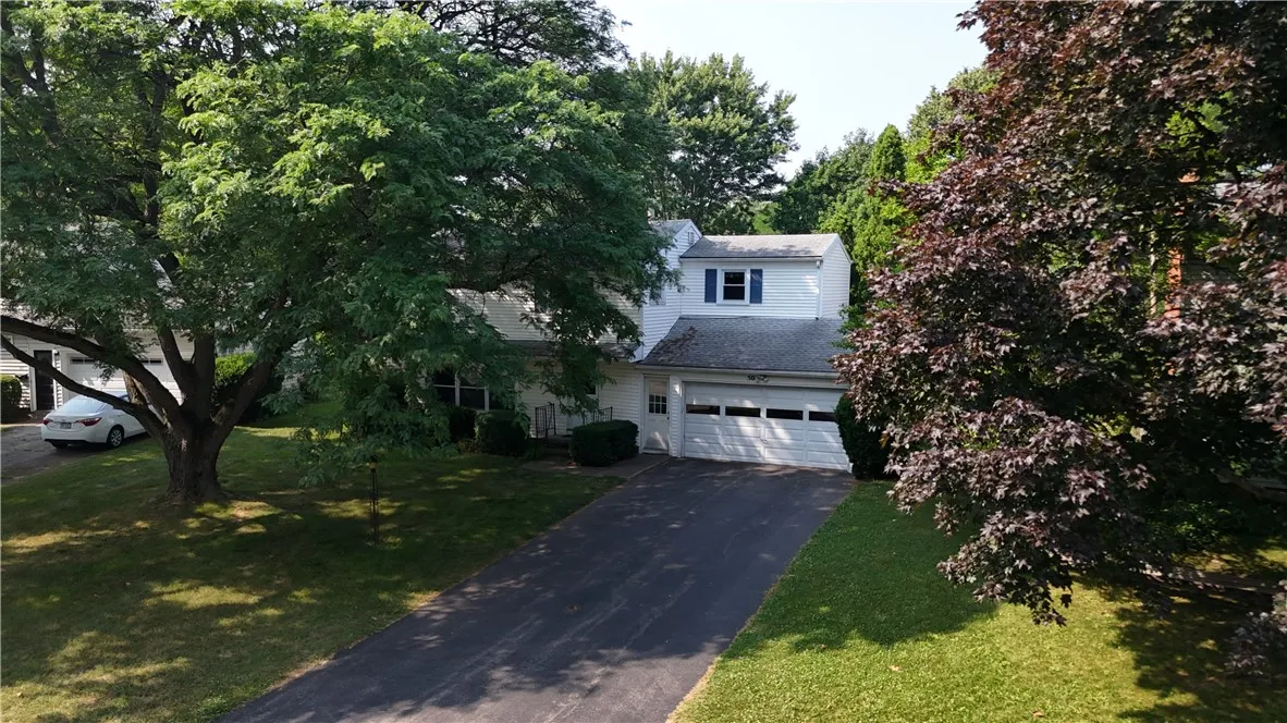 50 Greenvale Drive, Brighton, New York 14618, Brighton, New York 14618, 4 Bedrooms Bedrooms, 7 Rooms Rooms,1 BathroomBathrooms,Residential,For Sale,50 Greenvale Drive, Brighton, New York 14618,R1619467
