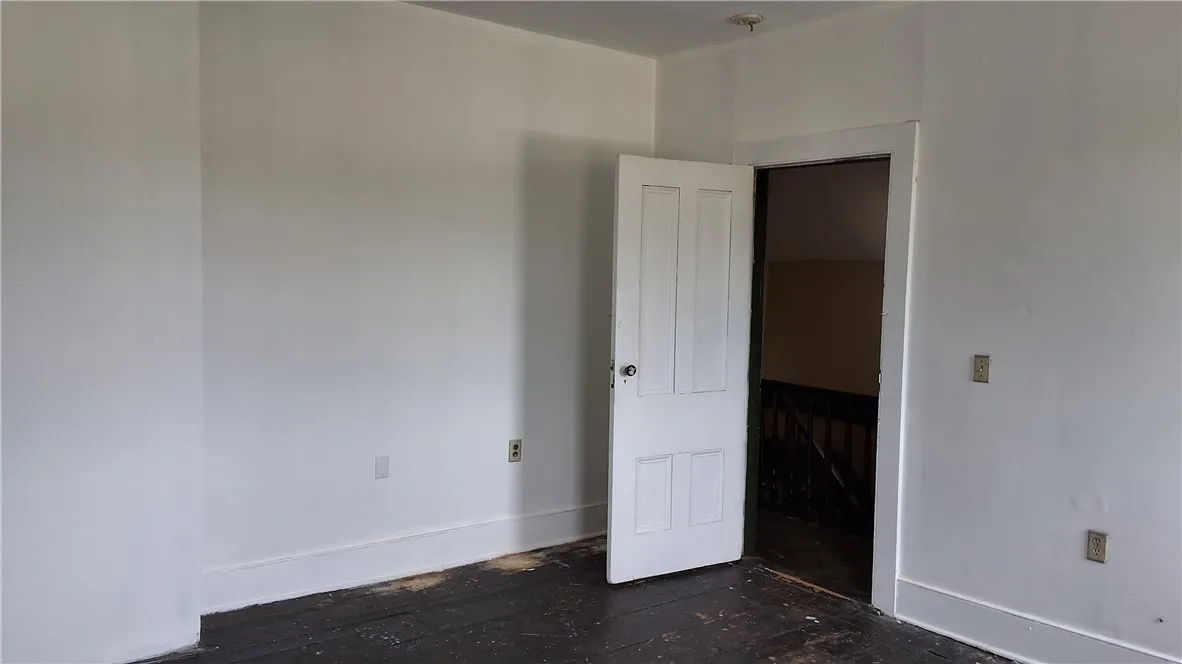 134 Main Street, Mentz, New York 13140, Mentz, New York 13140, 3 Bedrooms Bedrooms, 11 Rooms Rooms,3 BathroomsBathrooms,Residential,For Sale,134 Main Street, Mentz, New York 13140,R1622956