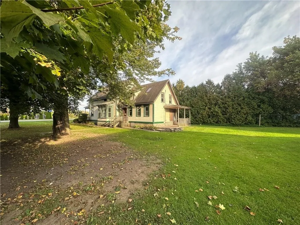 134 Main Street, Mentz, New York 13140, Mentz, New York 13140, 3 Bedrooms Bedrooms, 11 Rooms Rooms,3 BathroomsBathrooms,Residential,For Sale,134 Main Street, Mentz, New York 13140,R1622956