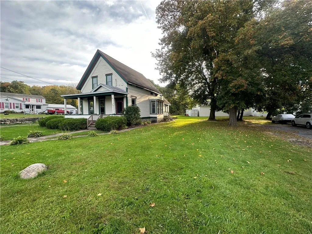 134 Main Street, Mentz, New York 13140, Mentz, New York 13140, 3 Bedrooms Bedrooms, 11 Rooms Rooms,3 BathroomsBathrooms,Residential,For Sale,134 Main Street, Mentz, New York 13140,R1622956