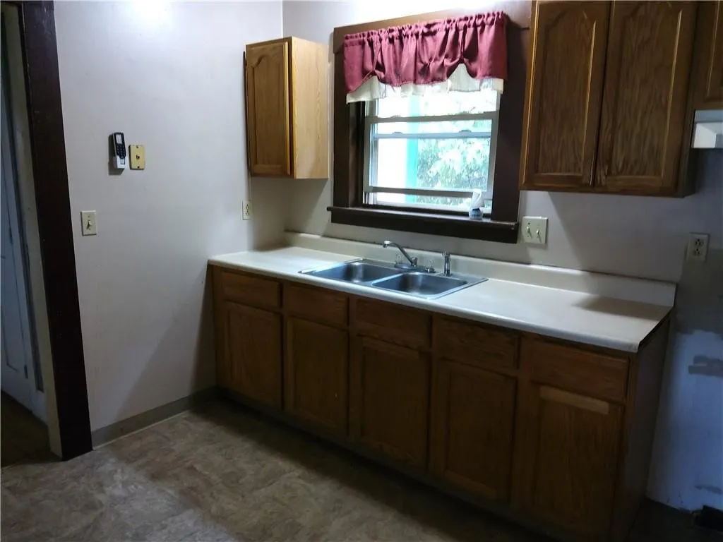 134 Main Street, Mentz, New York 13140, Mentz, New York 13140, 3 Bedrooms Bedrooms, 11 Rooms Rooms,3 BathroomsBathrooms,Residential,For Sale,134 Main Street, Mentz, New York 13140,R1622956