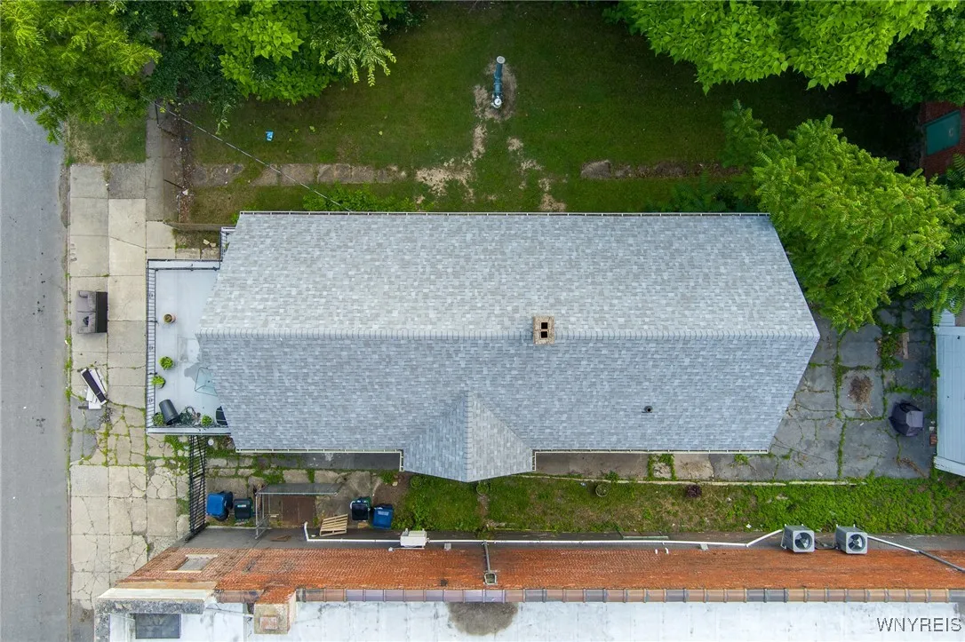 180 Rhode Island Street, Buffalo, New York 14213, Buffalo, New York 14213, 6 Bedrooms Bedrooms, ,2 BathroomsBathrooms,Residential,For Sale,180 Rhode Island Street, Buffalo, New York 14213,B1622994