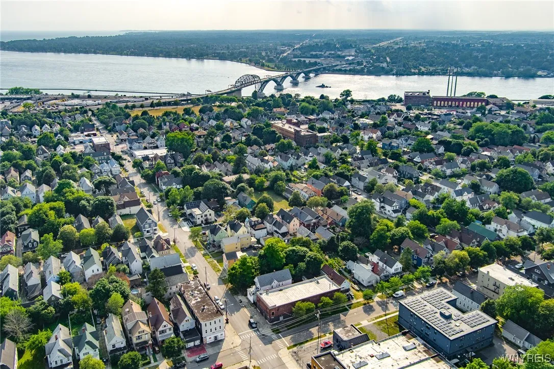 180 Rhode Island Street, Buffalo, New York 14213, Buffalo, New York 14213, 6 Bedrooms Bedrooms, ,2 BathroomsBathrooms,Residential,For Sale,180 Rhode Island Street, Buffalo, New York 14213,B1622994