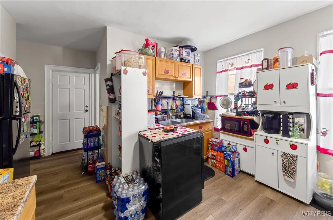 180 Rhode Island Street, Buffalo, New York 14213, Buffalo, New York 14213, 6 Bedrooms Bedrooms, ,2 BathroomsBathrooms,Residential,For Sale,180 Rhode Island Street, Buffalo, New York 14213,B1622994