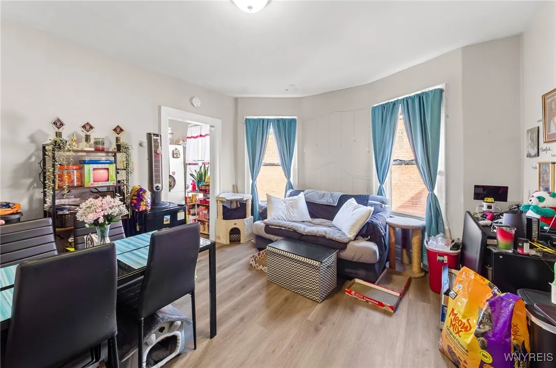 180 Rhode Island Street, Buffalo, New York 14213, Buffalo, New York 14213, 6 Bedrooms Bedrooms, ,2 BathroomsBathrooms,Residential,For Sale,180 Rhode Island Street, Buffalo, New York 14213,B1622994