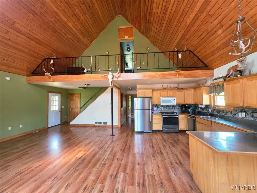 10130 Waite Hollow Road, New Albion, New York 1471, New Albion, New York 14719, 3 Bedrooms Bedrooms, 4 Rooms Rooms,2 BathroomsBathrooms,Residential,For Sale,10130 Waite Hollow Road, New Albion, New York 1471,B1622174
