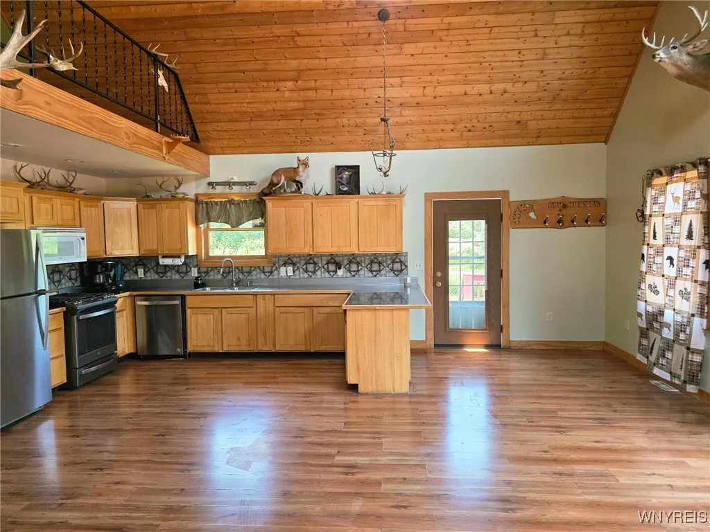 10130 Waite Hollow Road, New Albion, New York 1471, New Albion, New York 14719, 3 Bedrooms Bedrooms, 4 Rooms Rooms,2 BathroomsBathrooms,Residential,For Sale,10130 Waite Hollow Road, New Albion, New York 1471,B1622174