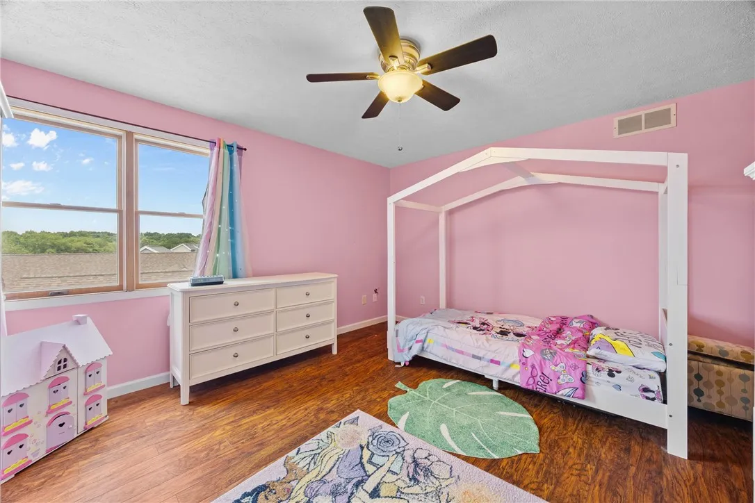 90 Sewilo Hills Drive, Irondequoit, New York 14622, Irondequoit, New York 14622, 3 Bedrooms Bedrooms, 7 Rooms Rooms,2 BathroomsBathrooms,Residential,For Sale,90 Sewilo Hills Drive, Irondequoit, New York 14622,R1618006