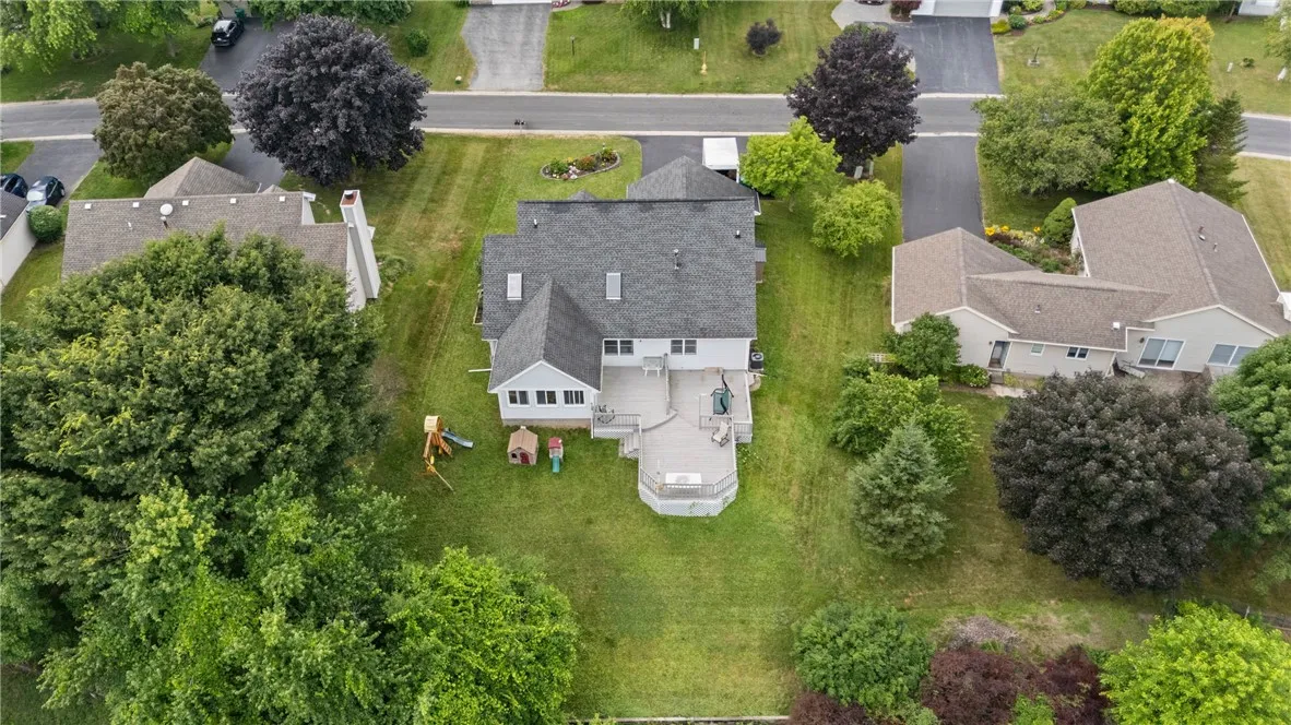 90 Sewilo Hills Drive, Irondequoit, New York 14622, Irondequoit, New York 14622, 3 Bedrooms Bedrooms, 7 Rooms Rooms,2 BathroomsBathrooms,Residential,For Sale,90 Sewilo Hills Drive, Irondequoit, New York 14622,R1618006