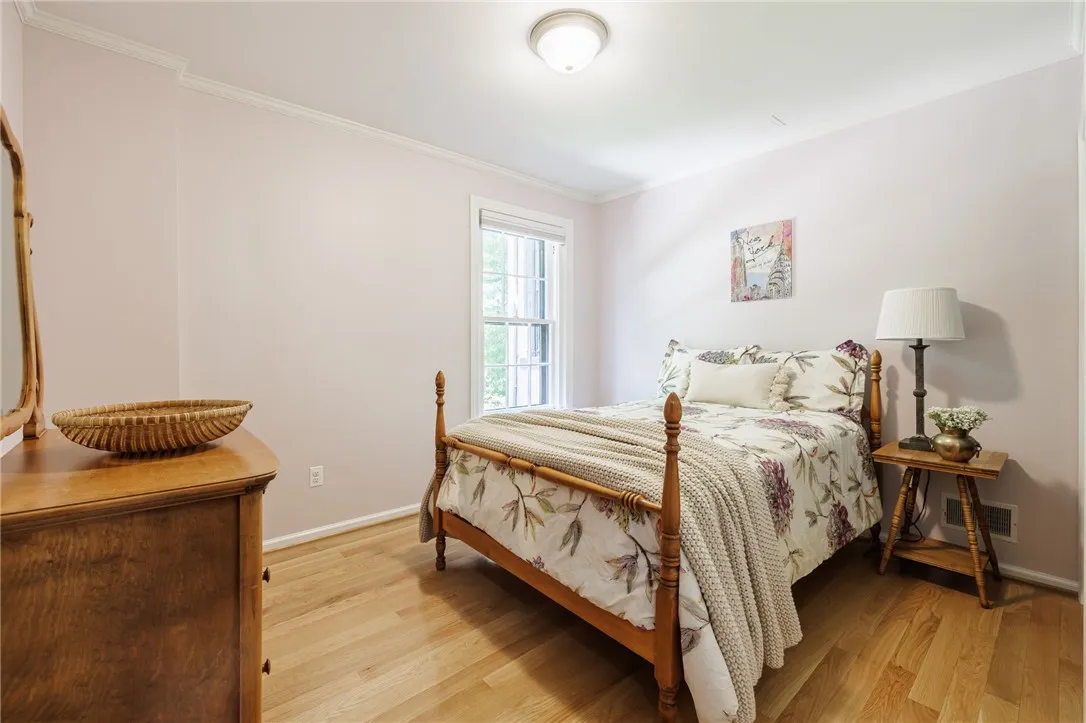 1569 East Ave, Rochester, New York 14610, Rochester, New York 14610, 4 Bedrooms Bedrooms, 7 Rooms Rooms,2 BathroomsBathrooms,Residential,For Sale,1569 East Ave, Rochester, New York 14610,R1620186
