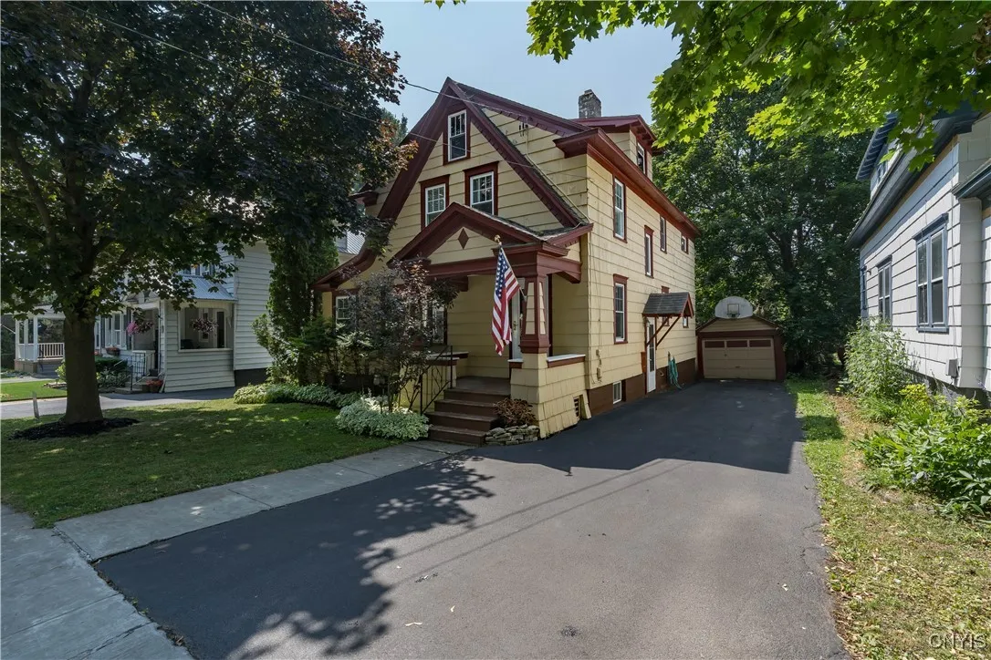 155 Chestnut Street, Watertown City, New York 1360, Watertown City, New York 13601, 4 Bedrooms Bedrooms, 8 Rooms Rooms,1 BathroomBathrooms,Residential,For Sale,155 Chestnut Street, Watertown City, New York 1360,S1623097
