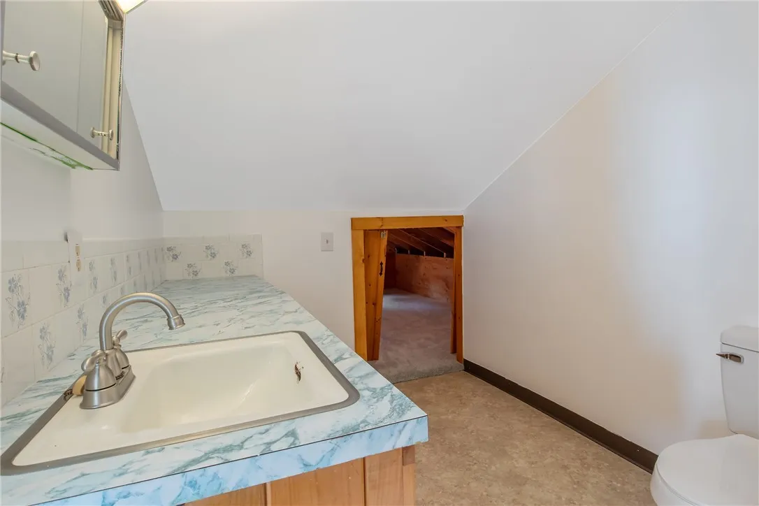 55 Lakeview Road, Mexico, New York 13114, Mexico, New York 13114, 3 Bedrooms Bedrooms, 7 Rooms Rooms,1 BathroomBathrooms,Residential,For Sale,55 Lakeview Road, Mexico, New York 13114,R1621200
