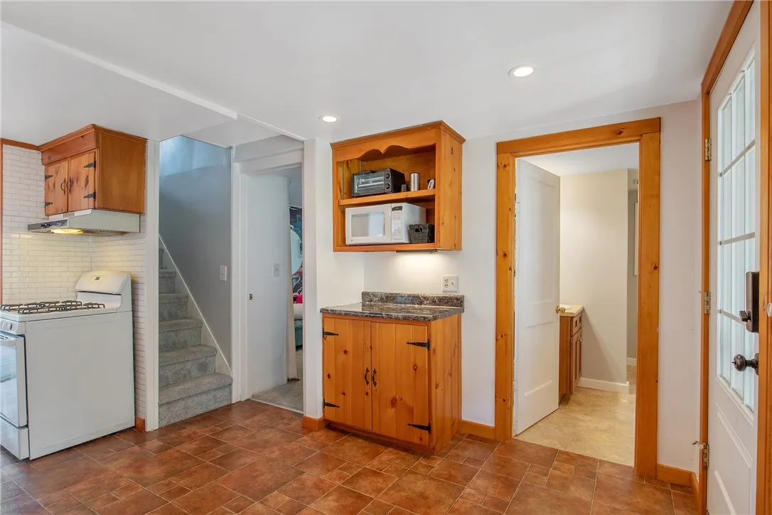 55 Lakeview Road, Mexico, New York 13114, Mexico, New York 13114, 3 Bedrooms Bedrooms, 7 Rooms Rooms,1 BathroomBathrooms,Residential,For Sale,55 Lakeview Road, Mexico, New York 13114,R1621200