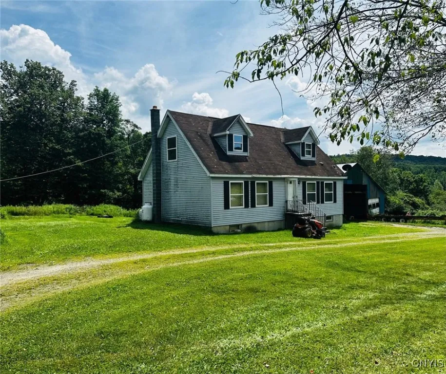 4662 Maybury Road, Solon, New York 13101, Solon, New York 13101, 4 Bedrooms Bedrooms, 3 Rooms Rooms,2 BathroomsBathrooms,Residential,For Sale,4662 Maybury Road, Solon, New York 13101,S1620724