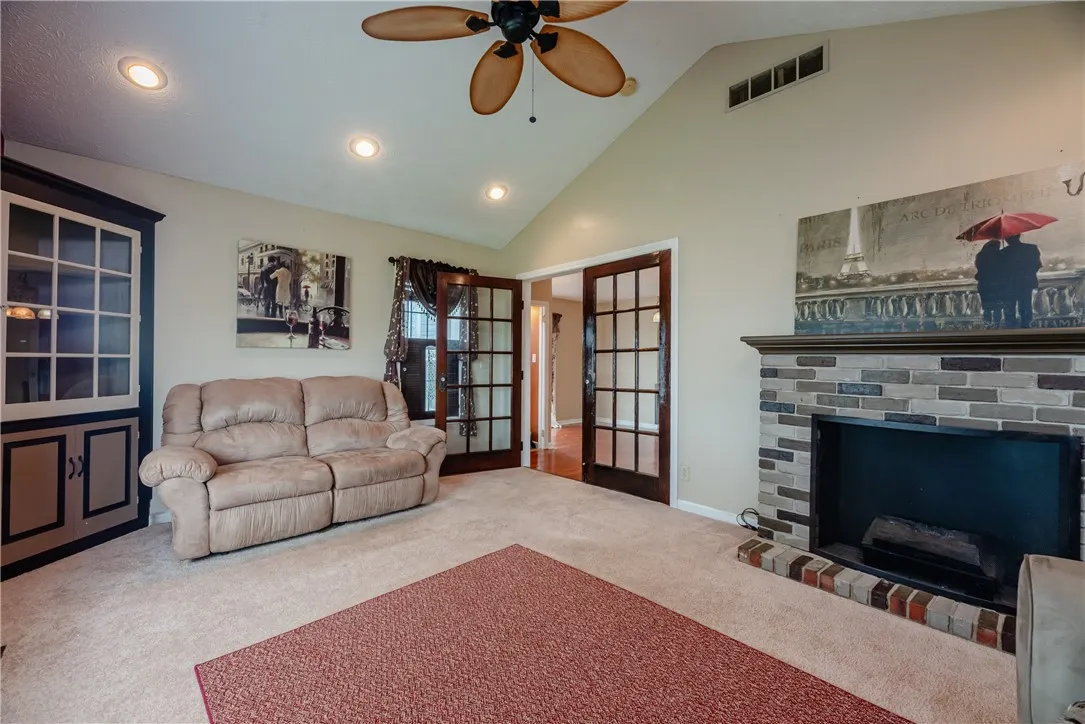 1223 Lexington Avenue, Rochester, New York 14606, Rochester, New York 14606, 3 Bedrooms Bedrooms, 6 Rooms Rooms,2 BathroomsBathrooms,Residential,For Sale,1223 Lexington Avenue, Rochester, New York 14606,R1622432