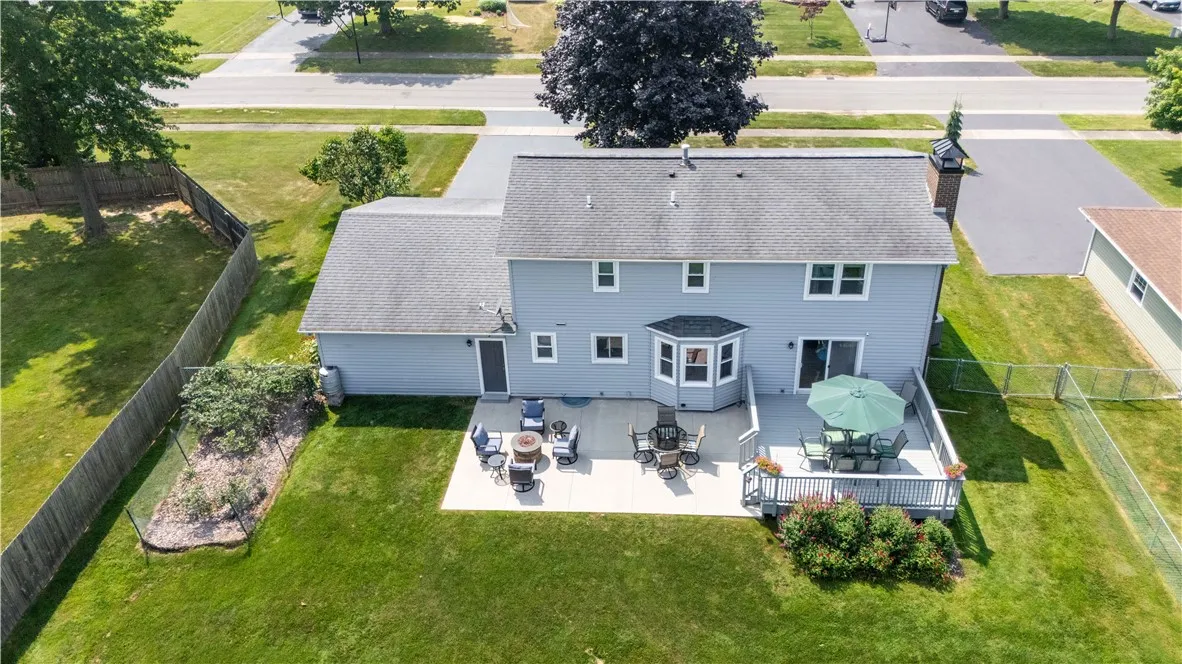 30 Olde Tavern Circle, Greece, New York 14612, Greece, New York 14612, 4 Bedrooms Bedrooms, 10 Rooms Rooms,2 BathroomsBathrooms,Residential,For Sale,30 Olde Tavern Circle, Greece, New York 14612,R1620407