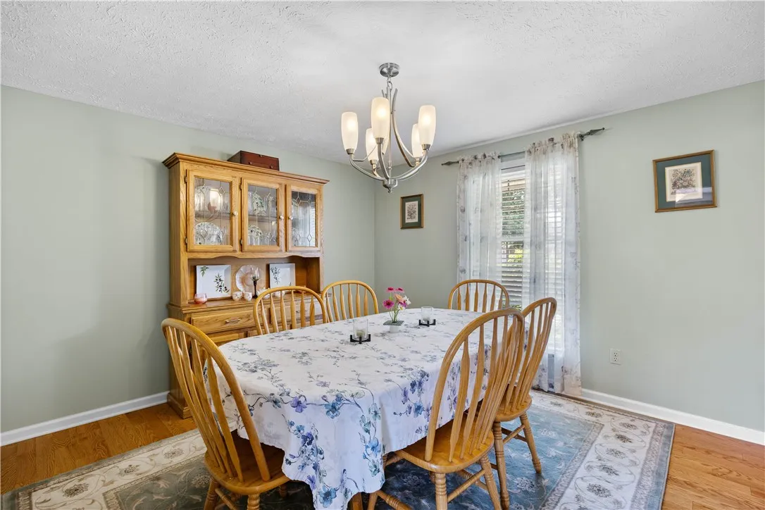 30 Olde Tavern Circle, Greece, New York 14612, Greece, New York 14612, 4 Bedrooms Bedrooms, 10 Rooms Rooms,2 BathroomsBathrooms,Residential,For Sale,30 Olde Tavern Circle, Greece, New York 14612,R1620407