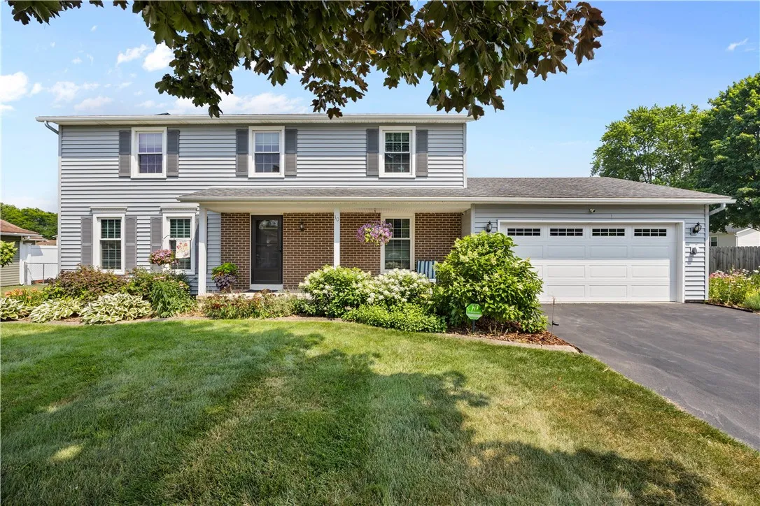 30 Olde Tavern Circle, Greece, New York 14612, Greece, New York 14612, 4 Bedrooms Bedrooms, 10 Rooms Rooms,2 BathroomsBathrooms,Residential,For Sale,30 Olde Tavern Circle, Greece, New York 14612,R1620407