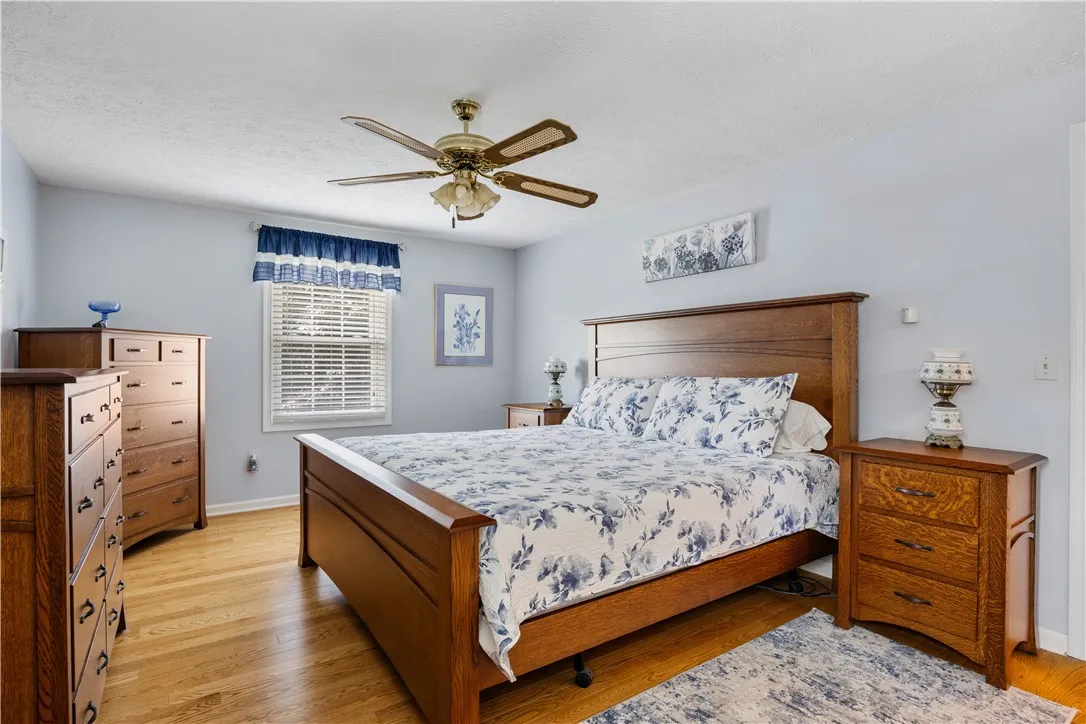 30 Olde Tavern Circle, Greece, New York 14612, Greece, New York 14612, 4 Bedrooms Bedrooms, 10 Rooms Rooms,2 BathroomsBathrooms,Residential,For Sale,30 Olde Tavern Circle, Greece, New York 14612,R1620407