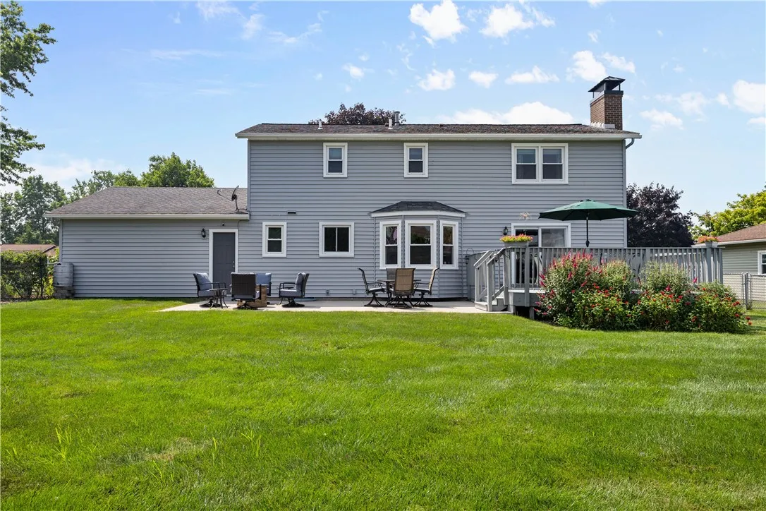 30 Olde Tavern Circle, Greece, New York 14612, Greece, New York 14612, 4 Bedrooms Bedrooms, 10 Rooms Rooms,2 BathroomsBathrooms,Residential,For Sale,30 Olde Tavern Circle, Greece, New York 14612,R1620407