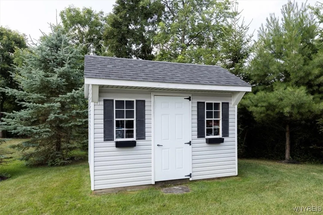 4550 West Boncrest Dr W Drive, Clarence, New York, Clarence, New York 14221, 3 Bedrooms Bedrooms, 9 Rooms Rooms,2 BathroomsBathrooms,Residential,For Sale,4550 West Boncrest Dr W Drive, Clarence, New York ,B1623277