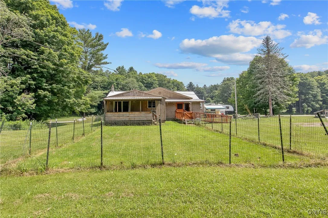581 Cc Road, Williamstown, New York 13302, Williamstown, New York 13302, 4 Bedrooms Bedrooms, 10 Rooms Rooms,3 BathroomsBathrooms,Residential,For Sale,581 Cc Road, Williamstown, New York 13302,S1621424