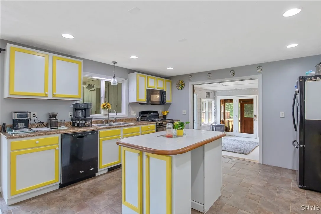 581 Cc Road, Williamstown, New York 13302, Williamstown, New York 13302, 4 Bedrooms Bedrooms, 10 Rooms Rooms,3 BathroomsBathrooms,Residential,For Sale,581 Cc Road, Williamstown, New York 13302,S1621424