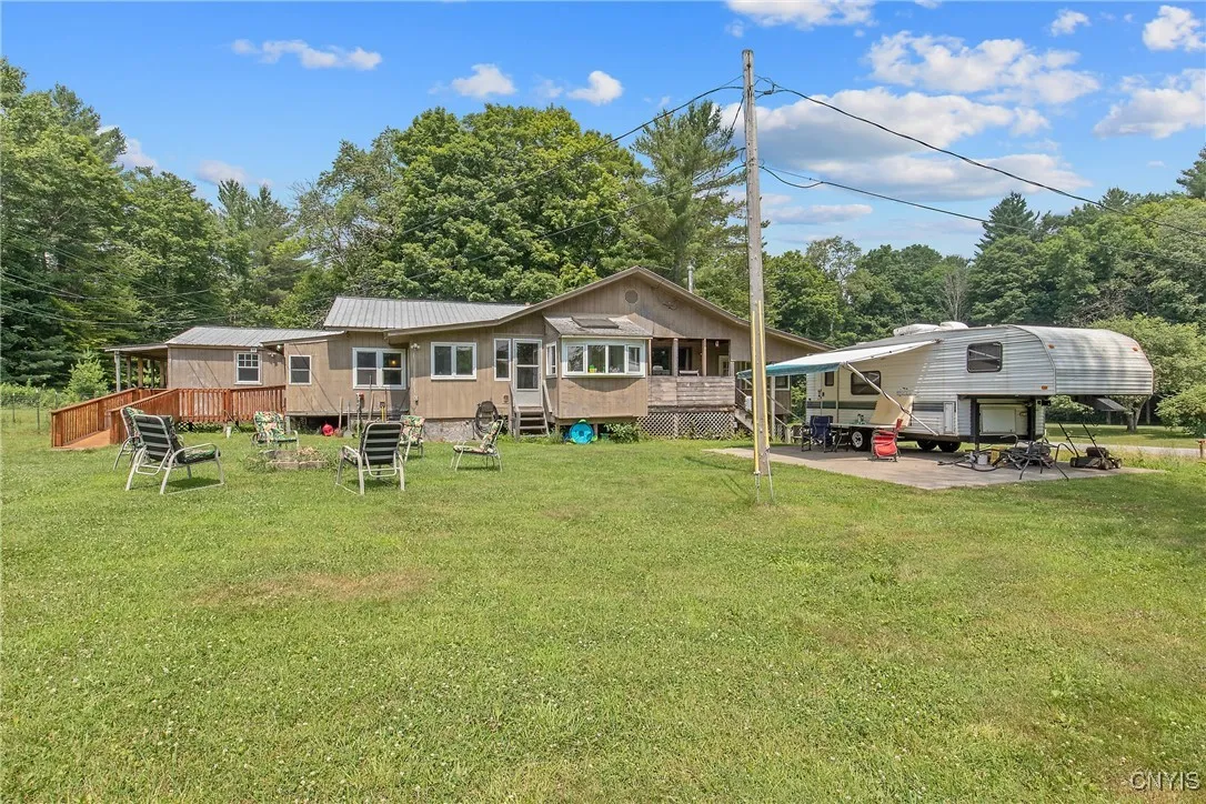 581 Cc Road, Williamstown, New York 13302, Williamstown, New York 13302, 4 Bedrooms Bedrooms, 10 Rooms Rooms,3 BathroomsBathrooms,Residential,For Sale,581 Cc Road, Williamstown, New York 13302,S1621424
