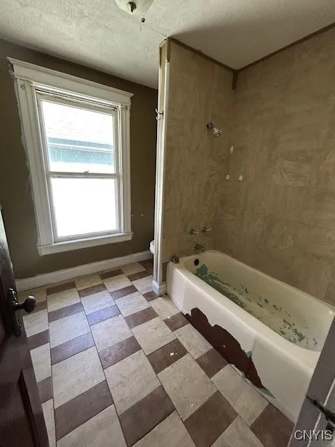 80 East Utica Street, Oswego, New York 13126, Oswego, New York 13126, 5 Bedrooms Bedrooms, 9 Rooms Rooms,2 BathroomsBathrooms,Residential,For Sale,80 East Utica Street, Oswego, New York 13126,S1613854