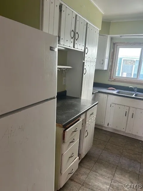 80 East Utica Street, Oswego, New York 13126, Oswego, New York 13126, 5 Bedrooms Bedrooms, 9 Rooms Rooms,2 BathroomsBathrooms,Residential,For Sale,80 East Utica Street, Oswego, New York 13126,S1613854