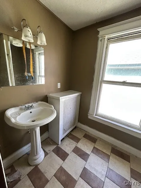 80 East Utica Street, Oswego, New York 13126, Oswego, New York 13126, 5 Bedrooms Bedrooms, 9 Rooms Rooms,2 BathroomsBathrooms,Residential,For Sale,80 East Utica Street, Oswego, New York 13126,S1613854