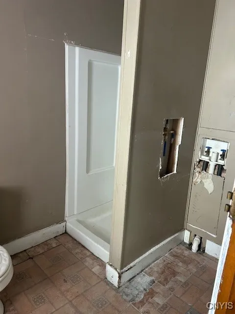 80 East Utica Street, Oswego, New York 13126, Oswego, New York 13126, 5 Bedrooms Bedrooms, 9 Rooms Rooms,2 BathroomsBathrooms,Residential,For Sale,80 East Utica Street, Oswego, New York 13126,S1613854