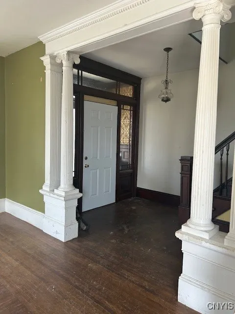 80 East Utica Street, Oswego, New York 13126, Oswego, New York 13126, 5 Bedrooms Bedrooms, 9 Rooms Rooms,2 BathroomsBathrooms,Residential,For Sale,80 East Utica Street, Oswego, New York 13126,S1613854