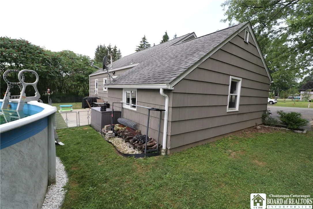 6554 Sherwood Lane, Boston, New York 14025, Boston, New York 14025, 3 Bedrooms Bedrooms, 6 Rooms Rooms,1 BathroomBathrooms,Residential,For Sale,6554 Sherwood Lane, Boston, New York 14025,R1622498