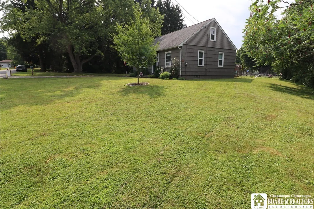 6554 Sherwood Lane, Boston, New York 14025, Boston, New York 14025, 3 Bedrooms Bedrooms, 6 Rooms Rooms,1 BathroomBathrooms,Residential,For Sale,6554 Sherwood Lane, Boston, New York 14025,R1622498
